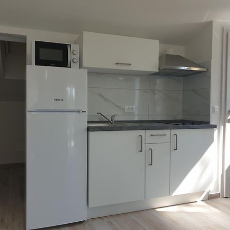 Holiday Apartments Novo Naselje Пореч Стая снимка