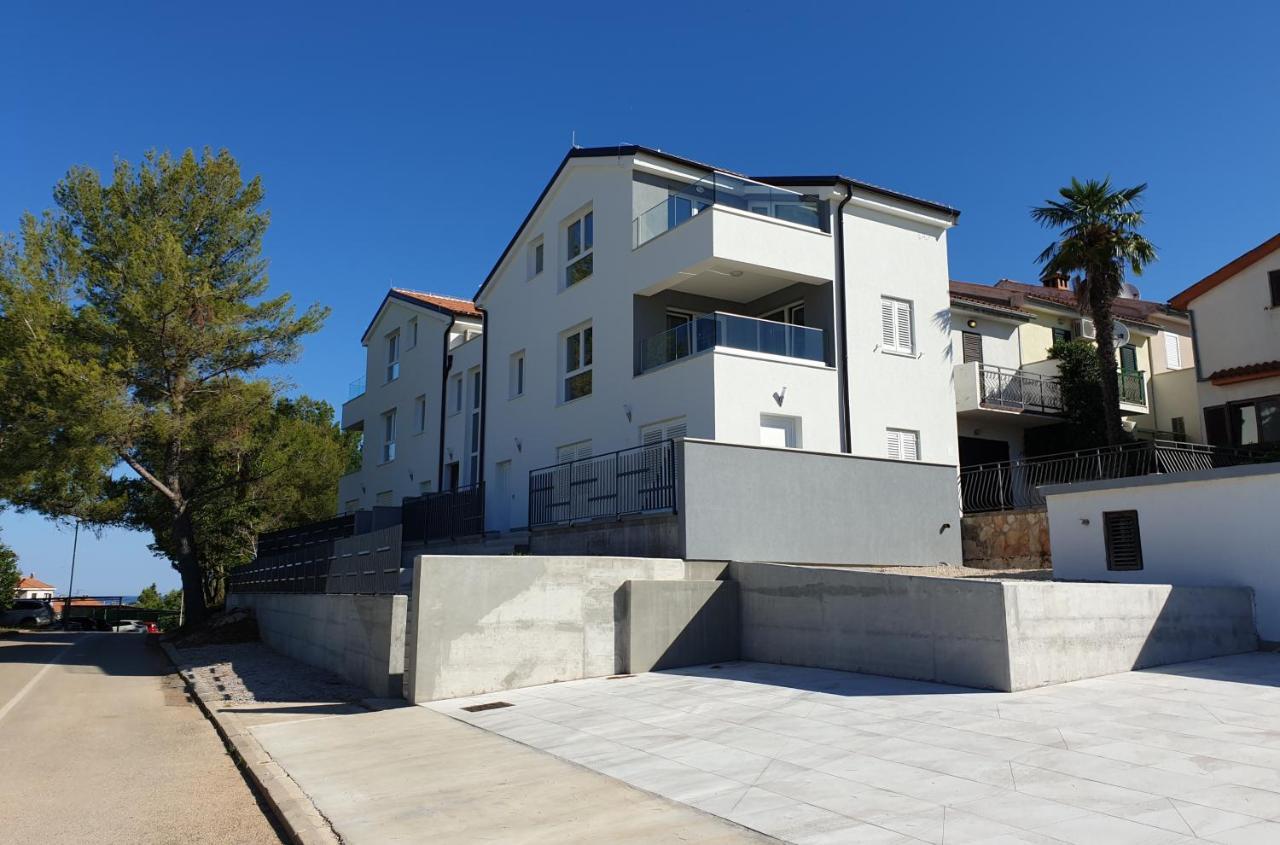 Holiday Apartments Novo Naselje Пореч Екстериор снимка